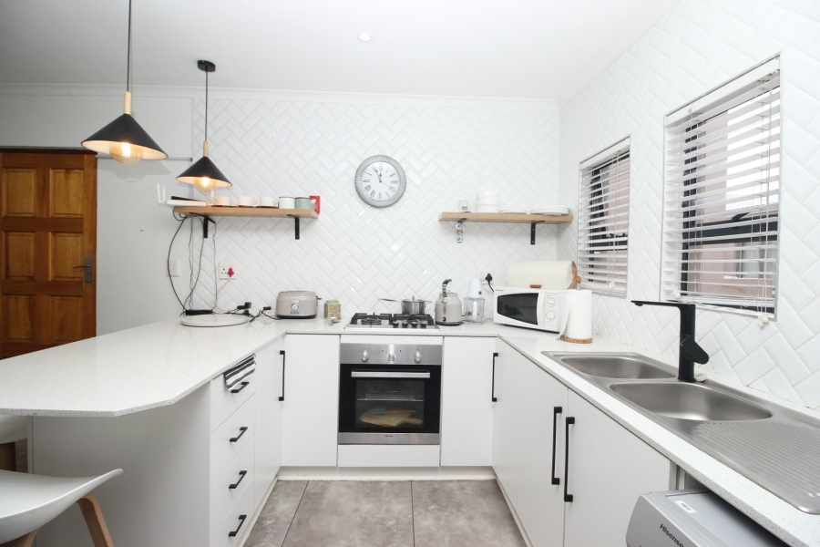  Bedroom Property for Sale in Philippi Western Cape